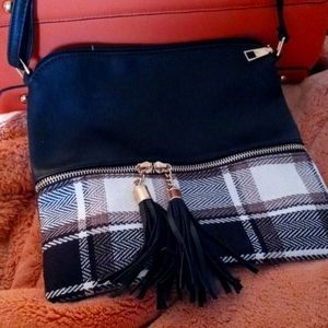 Fall crossbody bag
